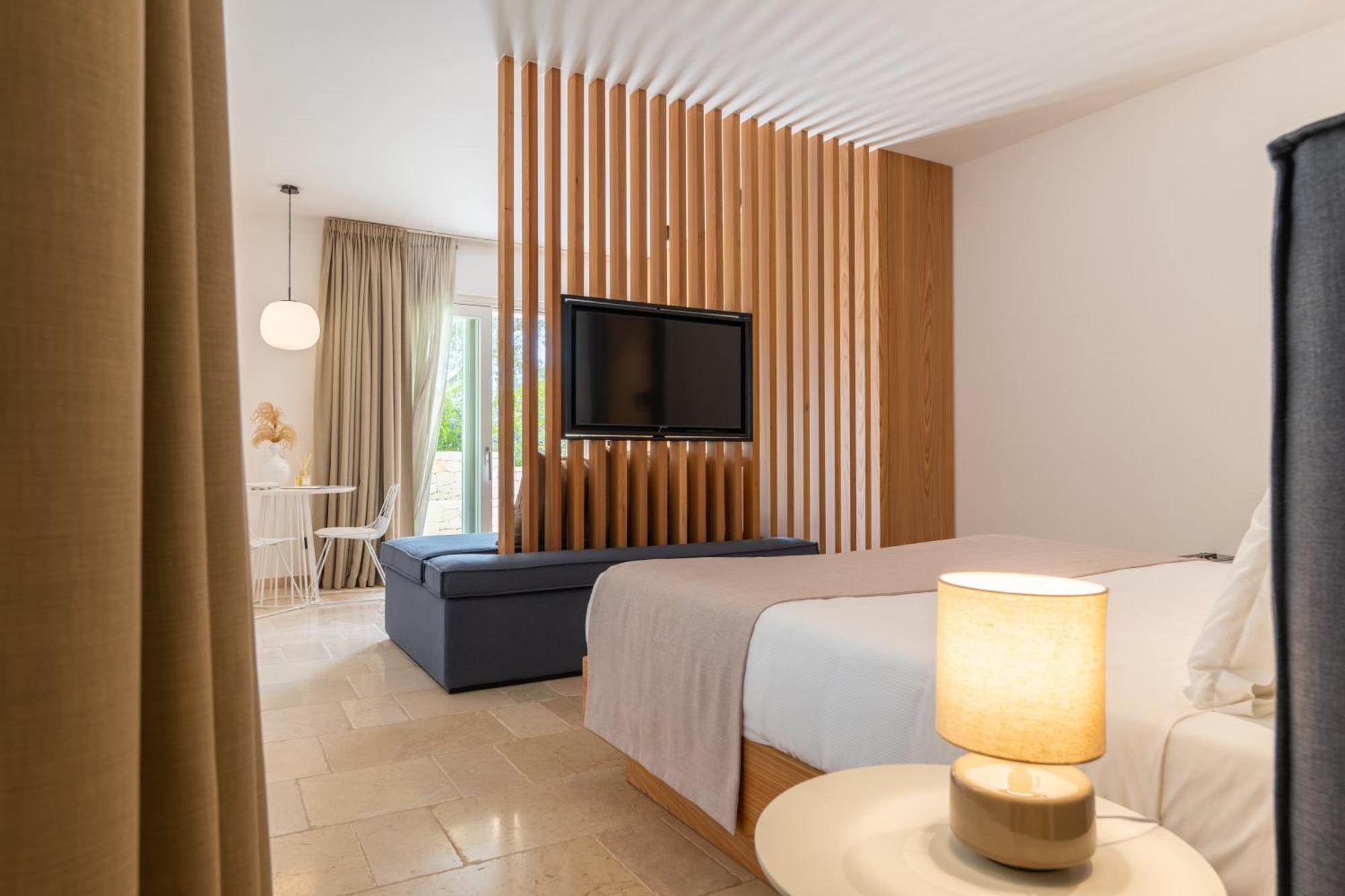 Essenza Relais Contemporaneo Bed & Breakfast ชิสแตร์นีโน ภายนอก รูปภาพ
