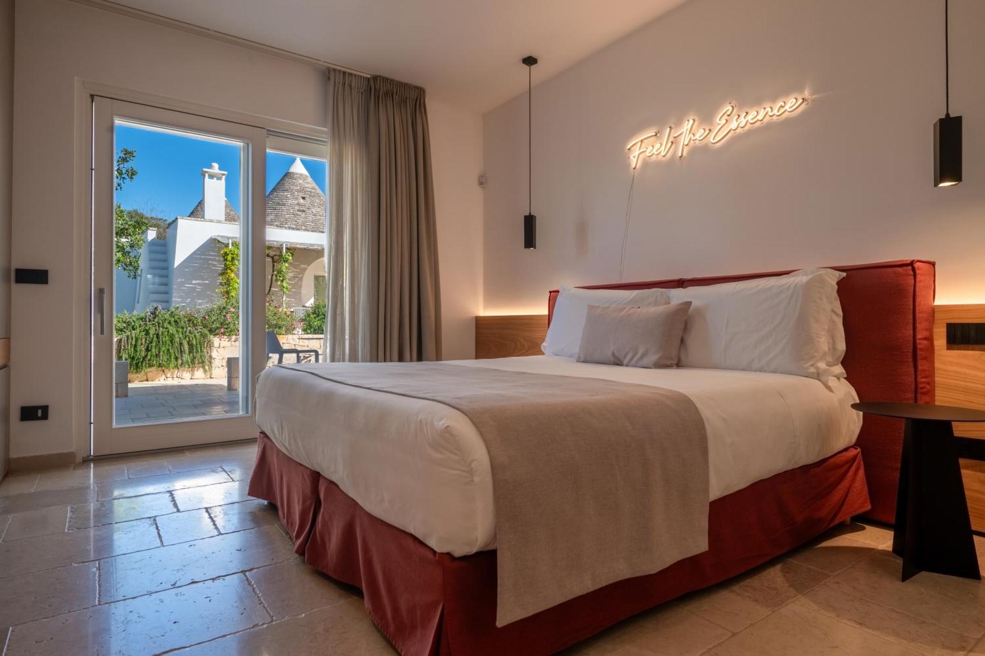 Essenza Relais Contemporaneo Bed & Breakfast ชิสแตร์นีโน ภายนอก รูปภาพ