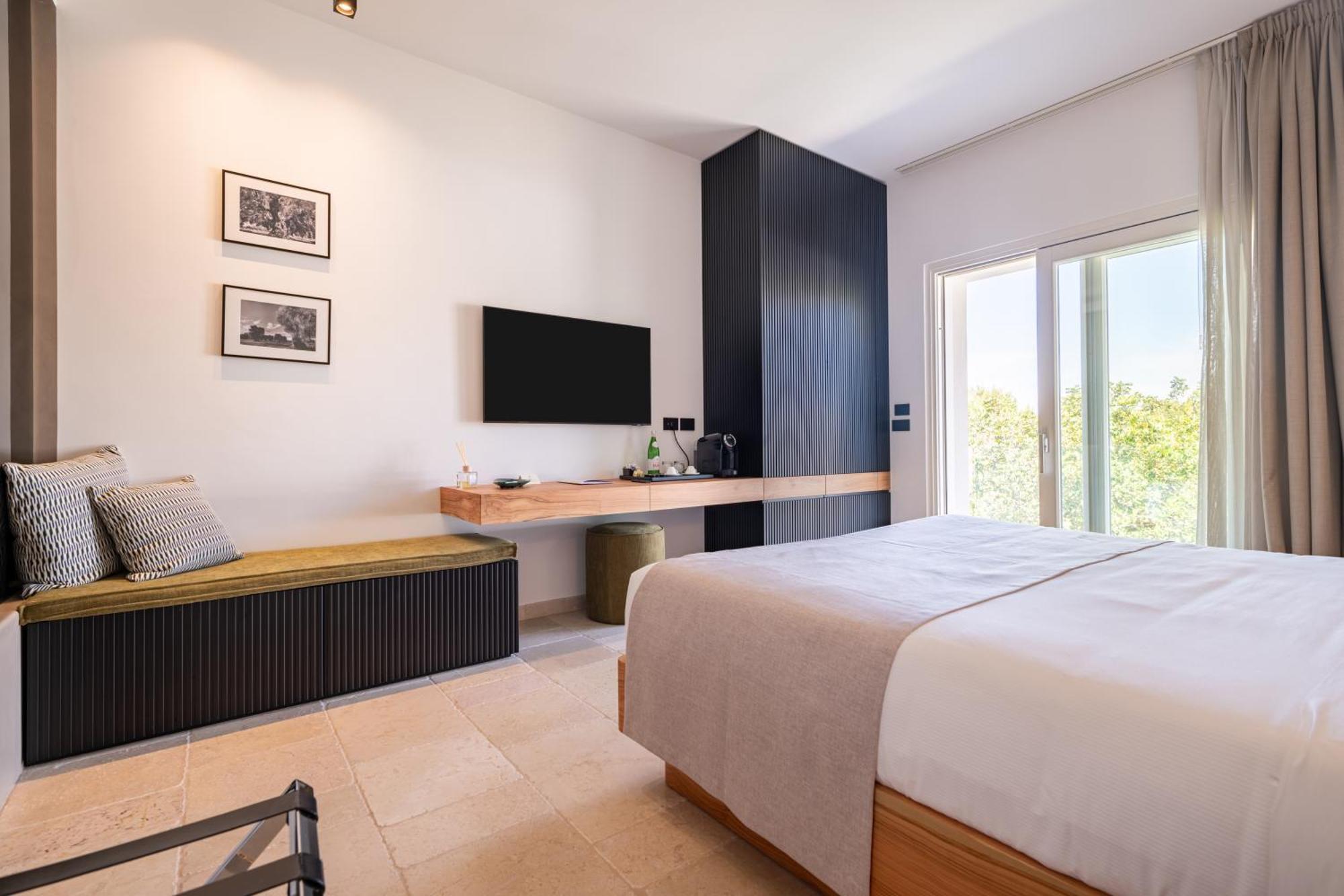 Essenza Relais Contemporaneo Bed & Breakfast ชิสแตร์นีโน ภายนอก รูปภาพ