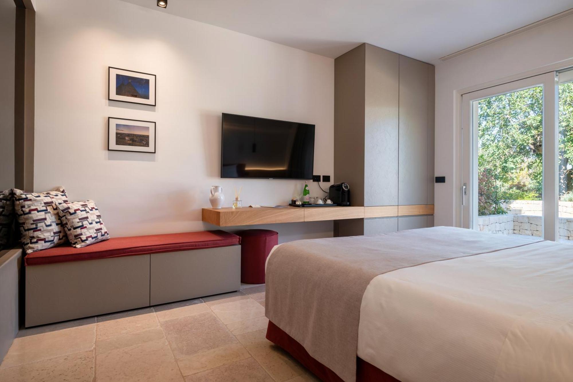 Essenza Relais Contemporaneo Bed & Breakfast ชิสแตร์นีโน ภายนอก รูปภาพ