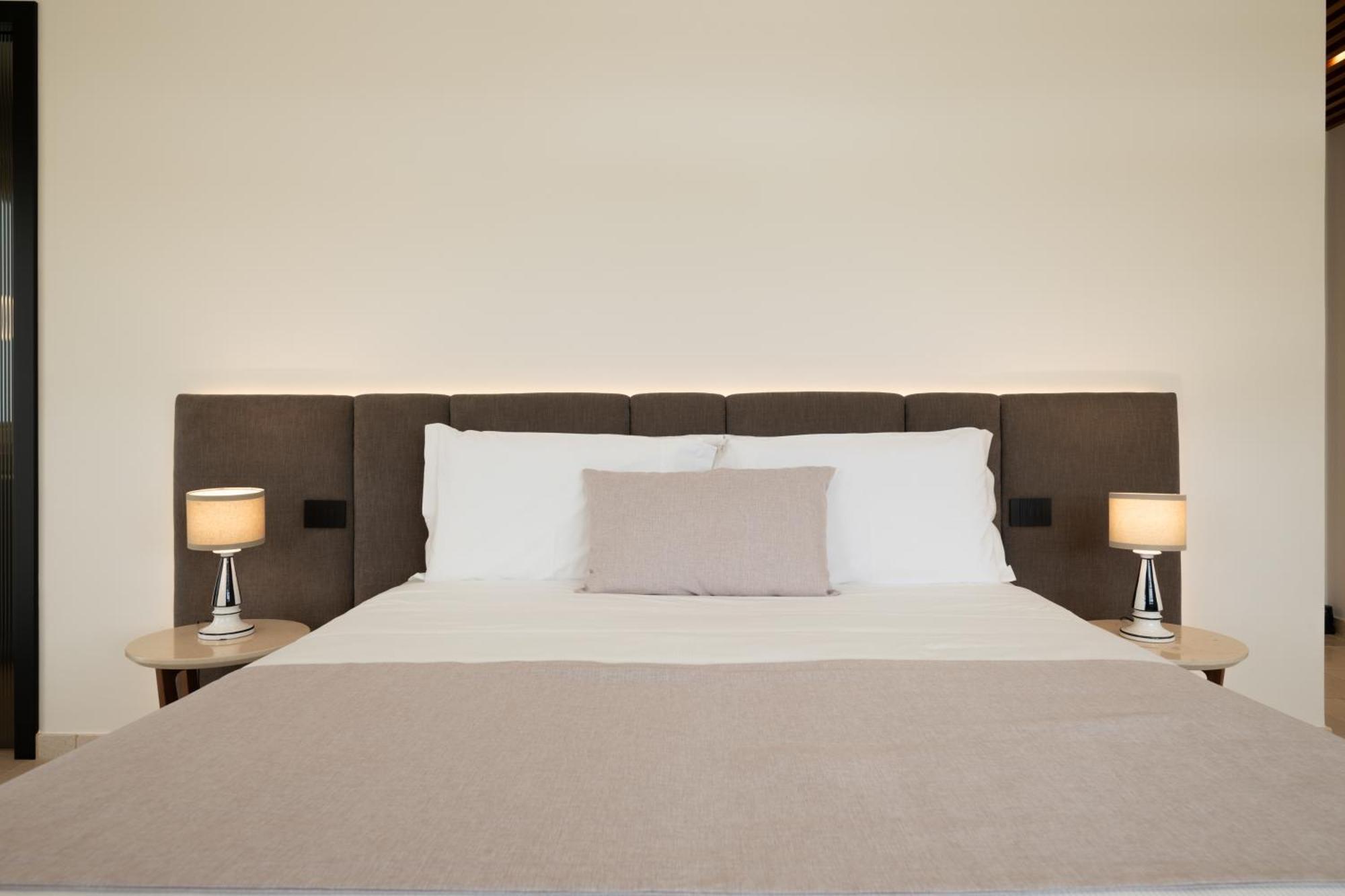 Essenza Relais Contemporaneo Bed & Breakfast ชิสแตร์นีโน ภายนอก รูปภาพ