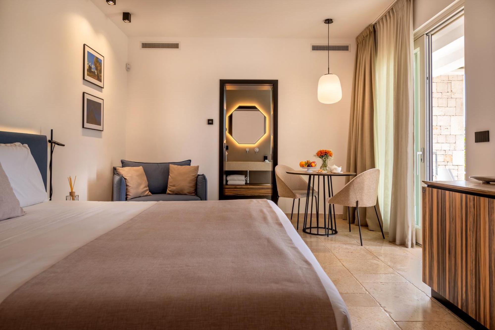 Essenza Relais Contemporaneo Bed & Breakfast ชิสแตร์นีโน ภายนอก รูปภาพ